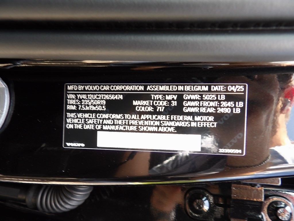 2026 Volvo XC40 Plus - Photo 27