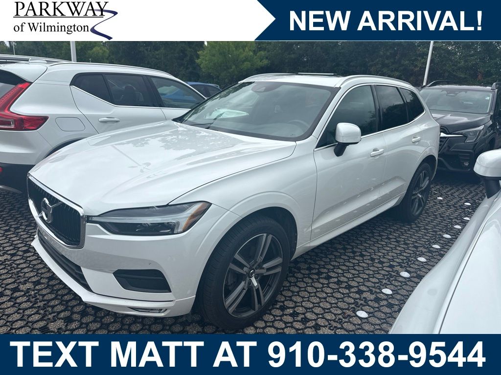 2021 Volvo XC60 T5 Momentum AWD's photo