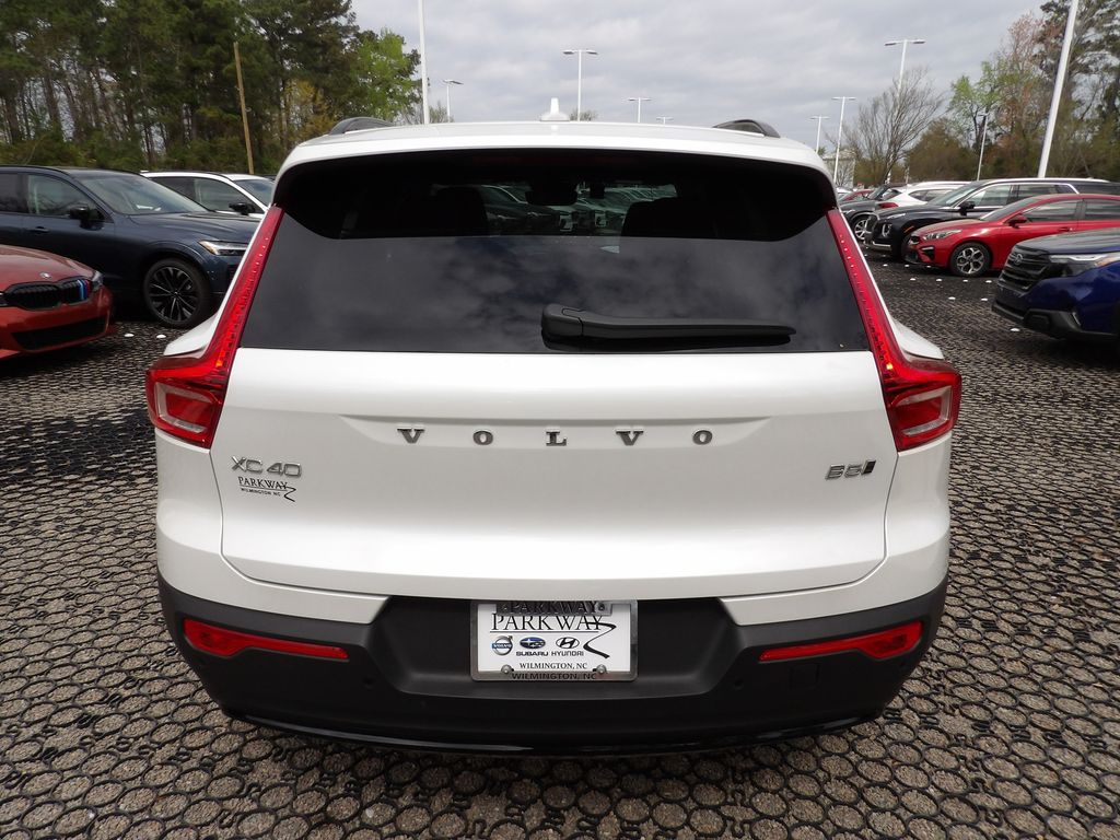 2025 Volvo XC40 Ultra - Photo 6