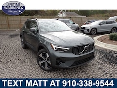 2026 Volvo XC40 B5 Plus AWD SUV