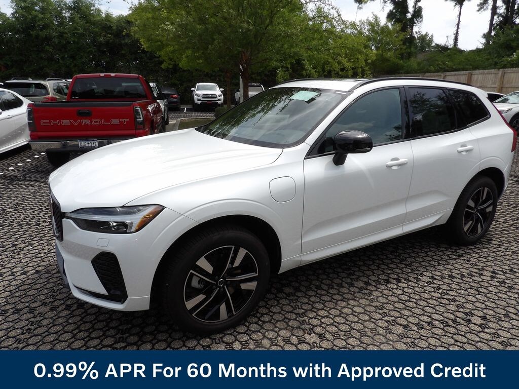 New 2026 Volvo XC60 plug-in hybrid T8 Core SUV