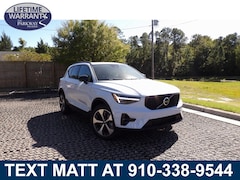 2026 Volvo XC40 B5 Plus SUV
