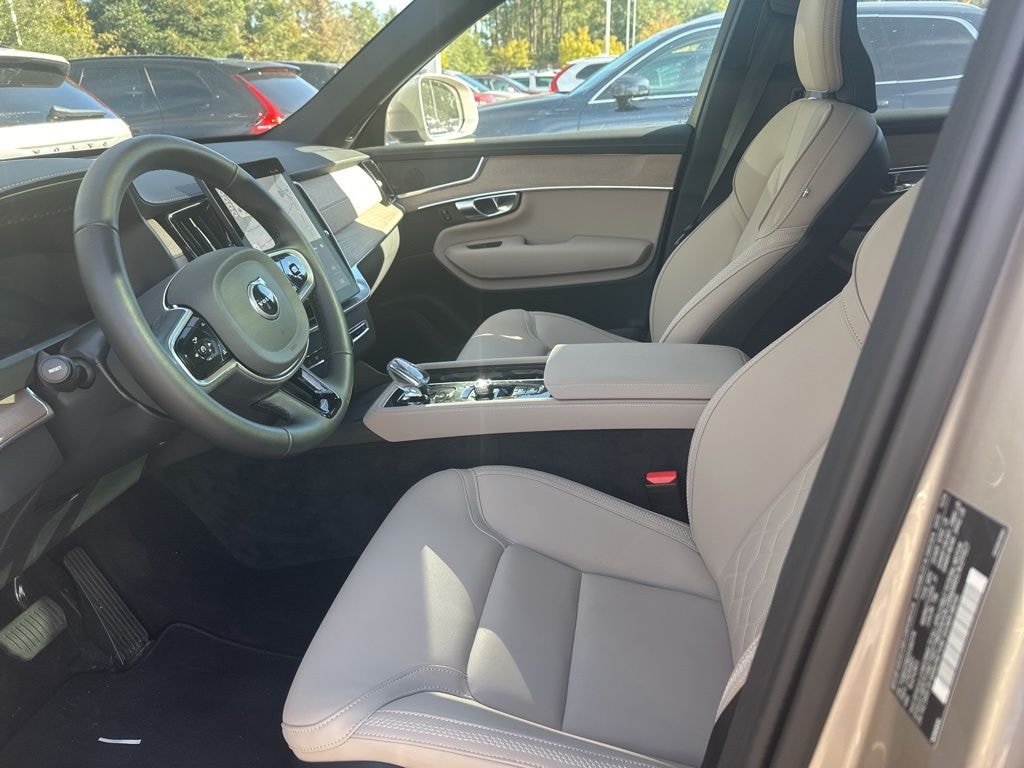 Used 2025 Volvo XC90 B5 Plus 2025.5 SUV