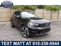 2026 Volvo XC40 B5 Plus AWD SUV