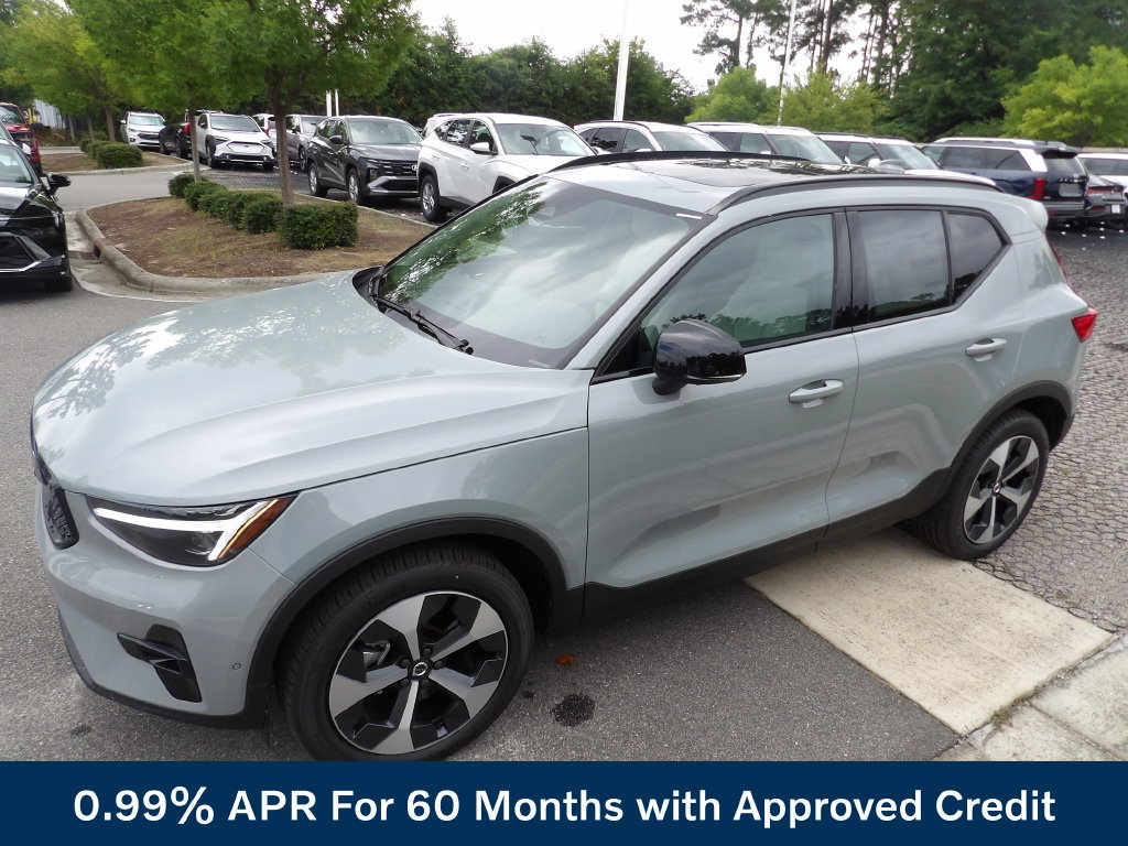 New 2026 Volvo XC40 B5 Plus SUV