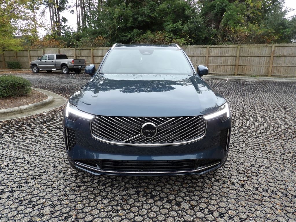 New 2026 Volvo XC90 B6 Plus 7-Seater SUV