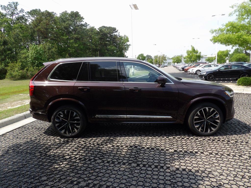 New 2025 Volvo XC90 plug-in hybrid T8 (2025.5) Plus 7-Seater SUV