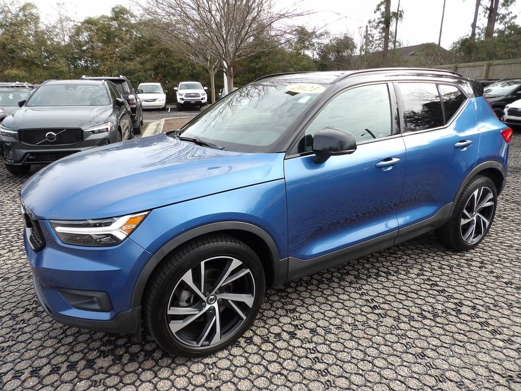 Used 2021 Volvo XC40 R-Design SUV