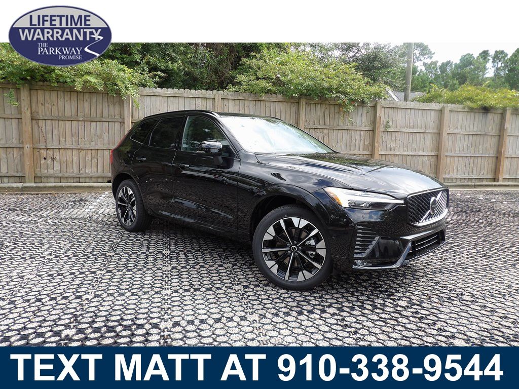 2026 Volvo XC60 Plus's photo