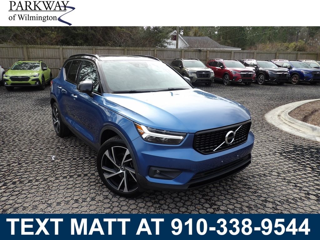 Used 2021 Volvo XC40 R-Design SUV