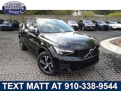 2026 Volvo XC40 B5 Core AWD SUV