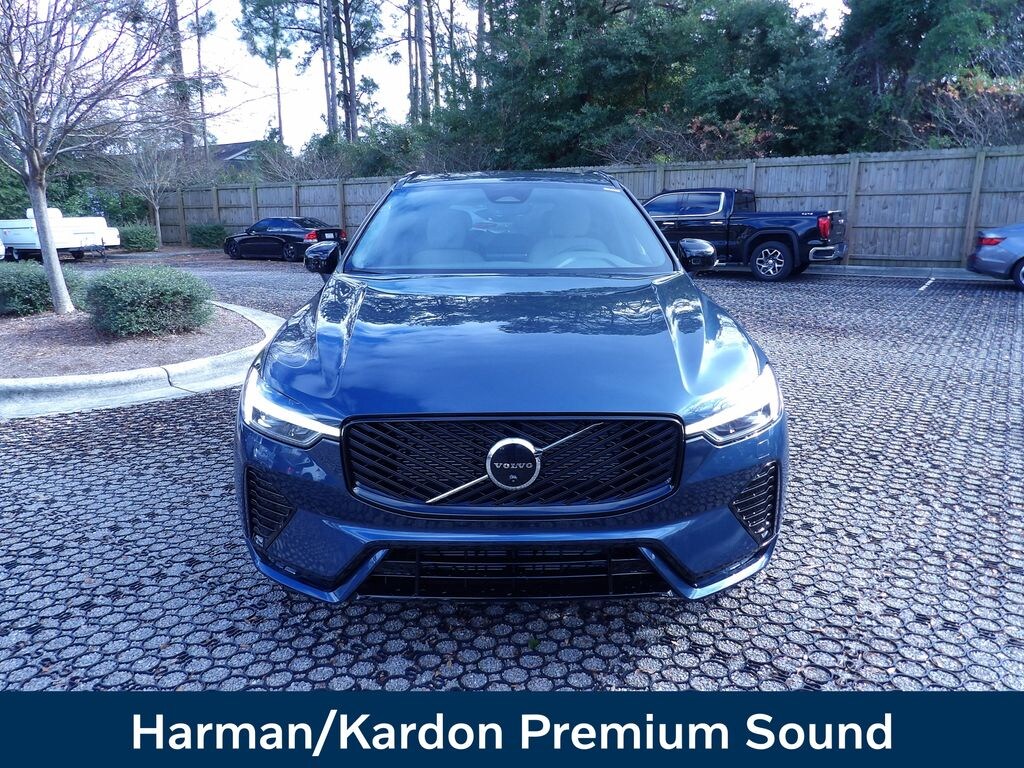 New 2026 Volvo XC60 B5 Plus SUV