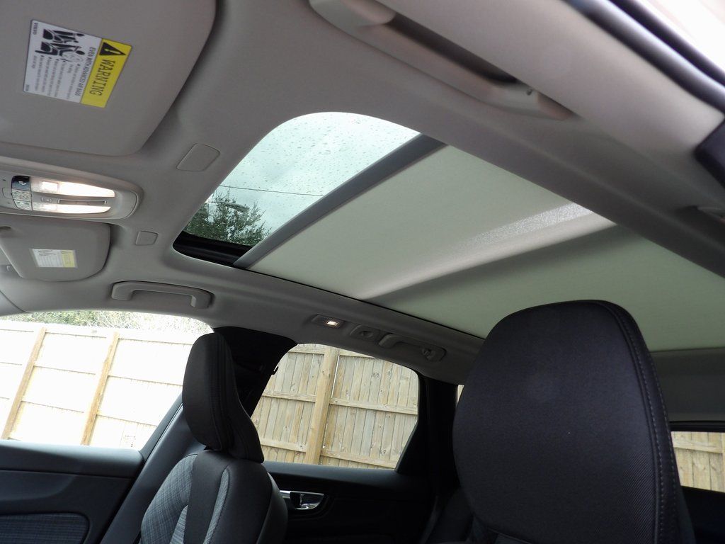 2025 Volvo XC60 Core - Photo 10