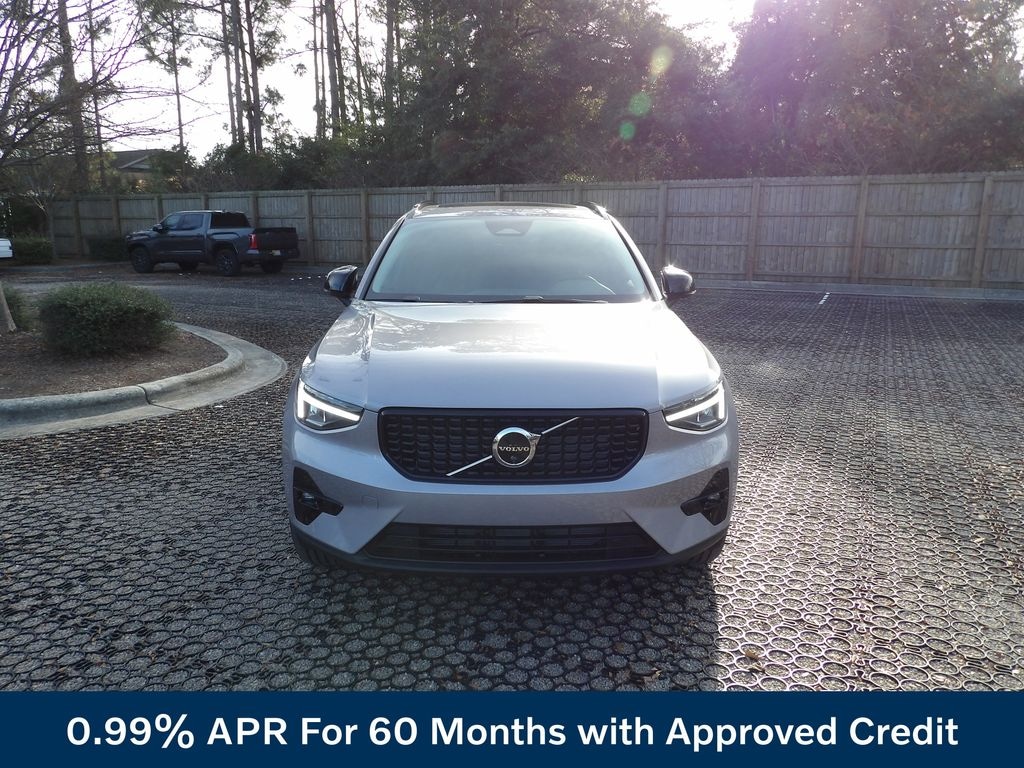 New 2026 Volvo XC40 B4 Plus SUV