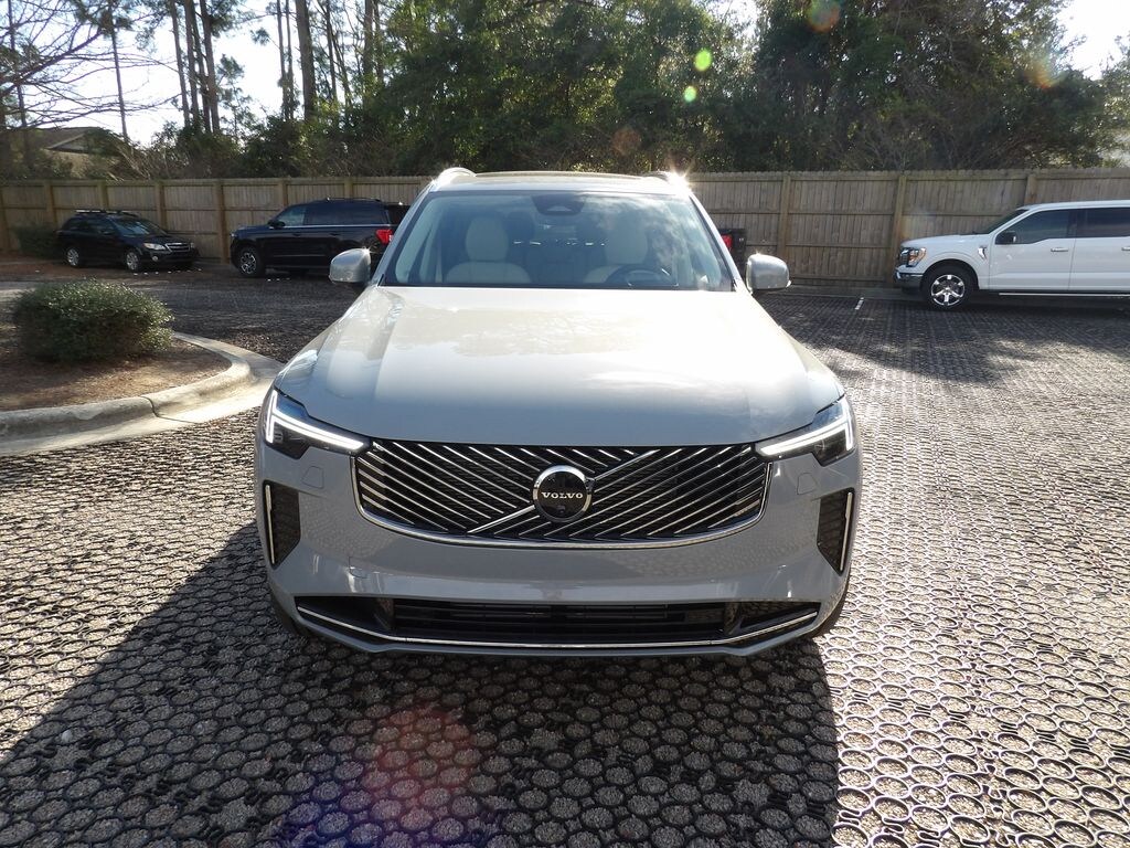 New 2026 Volvo XC90 plug-in hybrid T8 Ultra 7-Seater SUV