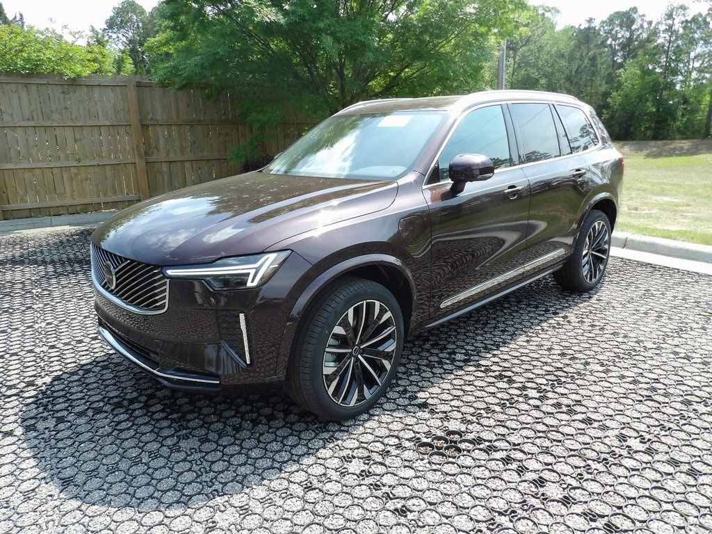 New 2025 Volvo XC90 plug-in hybrid T8 (2025.5) Plus 7-Seater SUV