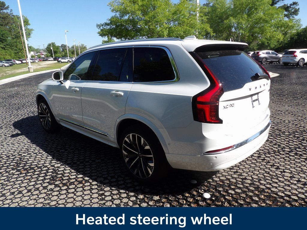 2025 Volvo XC90 Plus - Photo 8