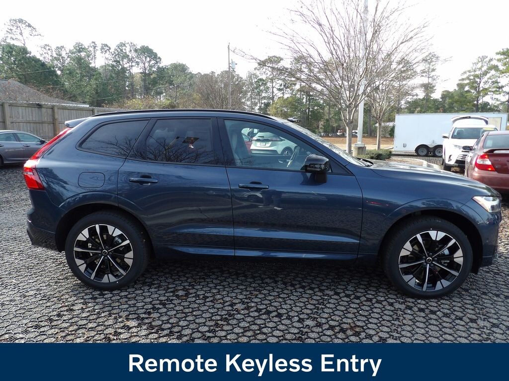 New 2026 Volvo XC60 B5 Plus SUV