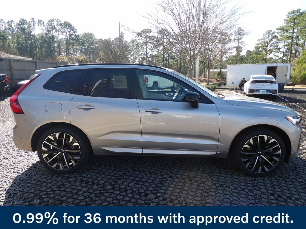 New 2026 Volvo XC60 plug-in hybrid T8 Ultra SUV