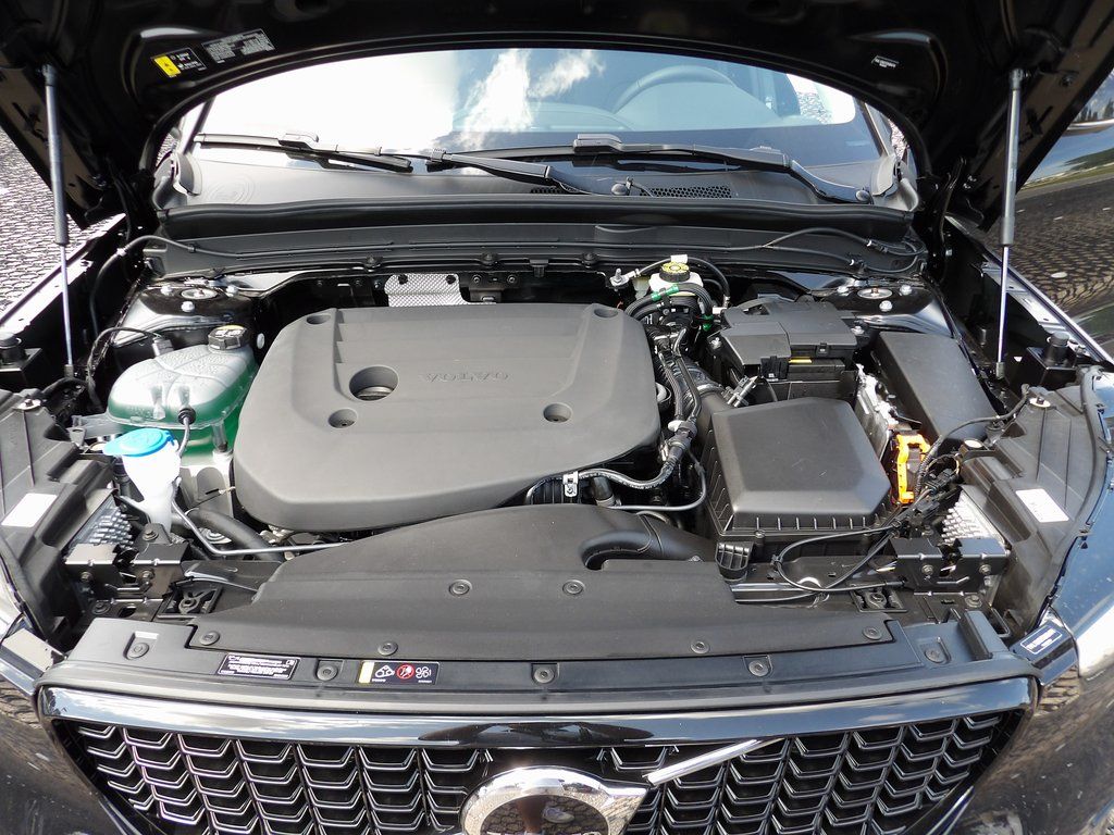 2026 Volvo XC40 Plus - Photo 26