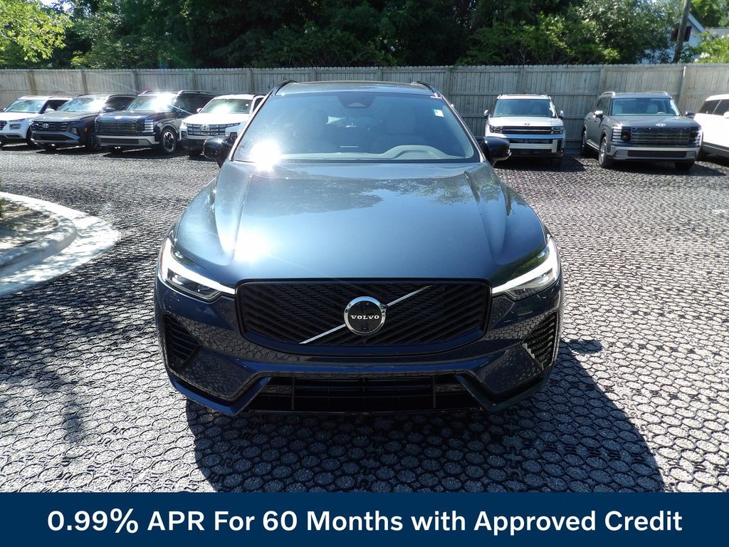 New 2026 Volvo XC60 plug-in hybrid T8 Plus SUV
