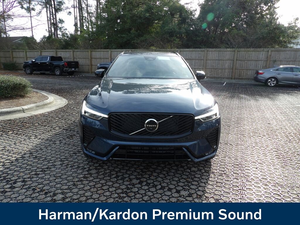 New 2026 Volvo XC60 B5 Plus SUV