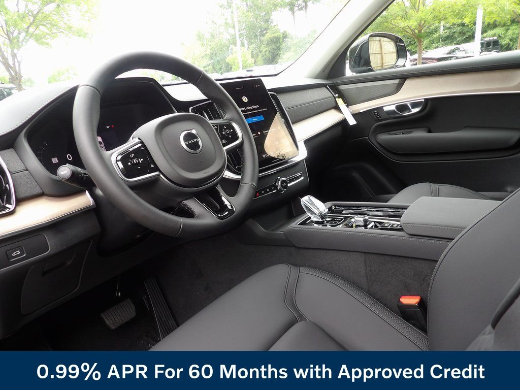 2026 Volvo XC90 Plus - Photo 9