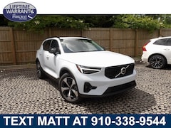 2026 Volvo XC40 B5 Plus SUV