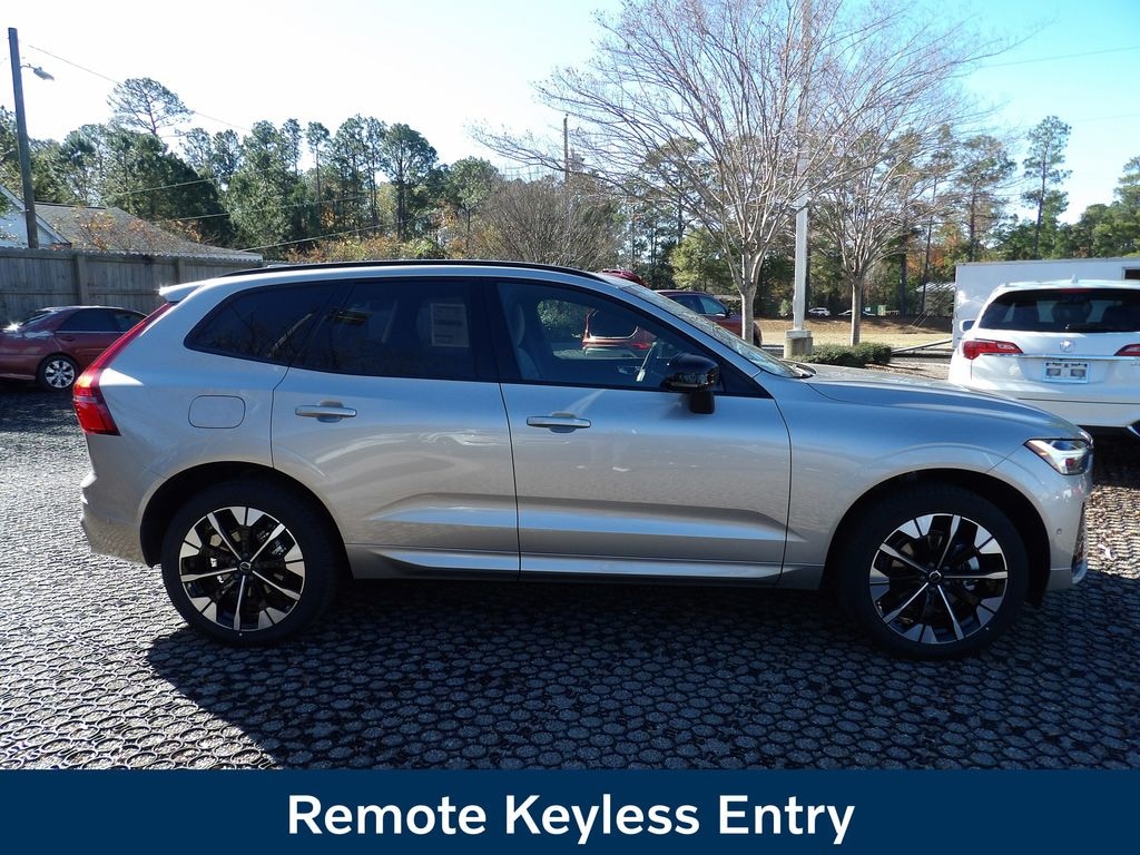 New 2026 Volvo XC60 B5 Plus SUV