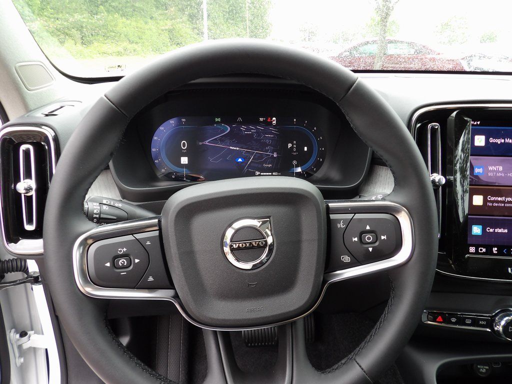 2025 Volvo XC40 Core - Photo 19