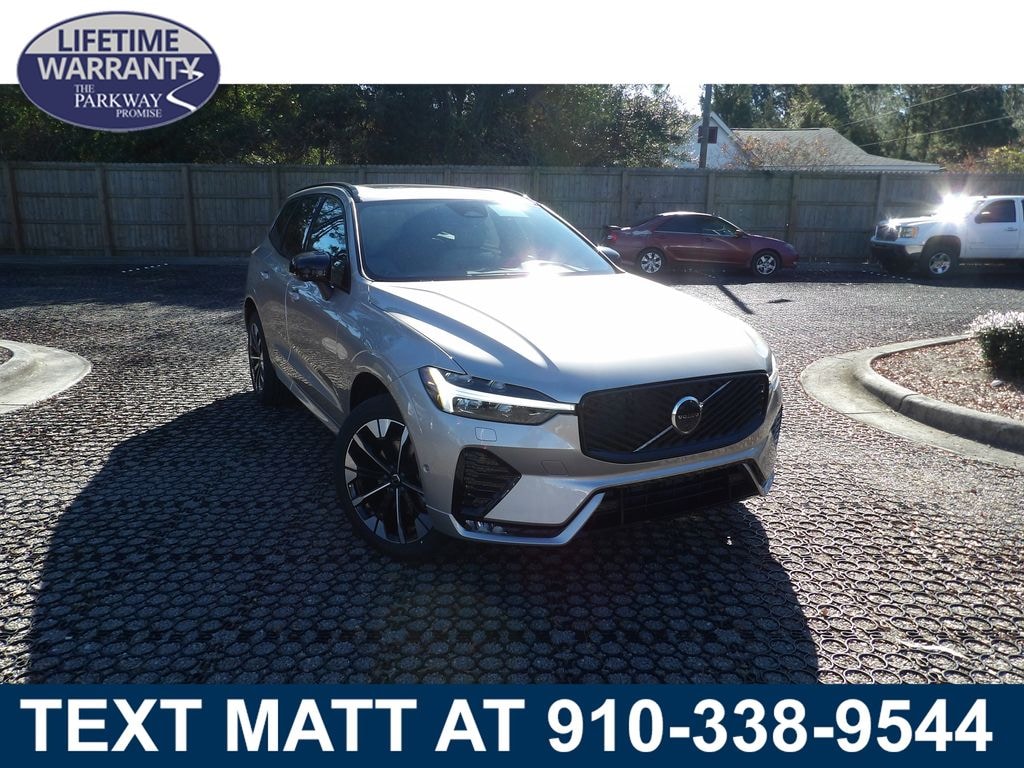 New 2026 Volvo XC60 B5 Plus SUV