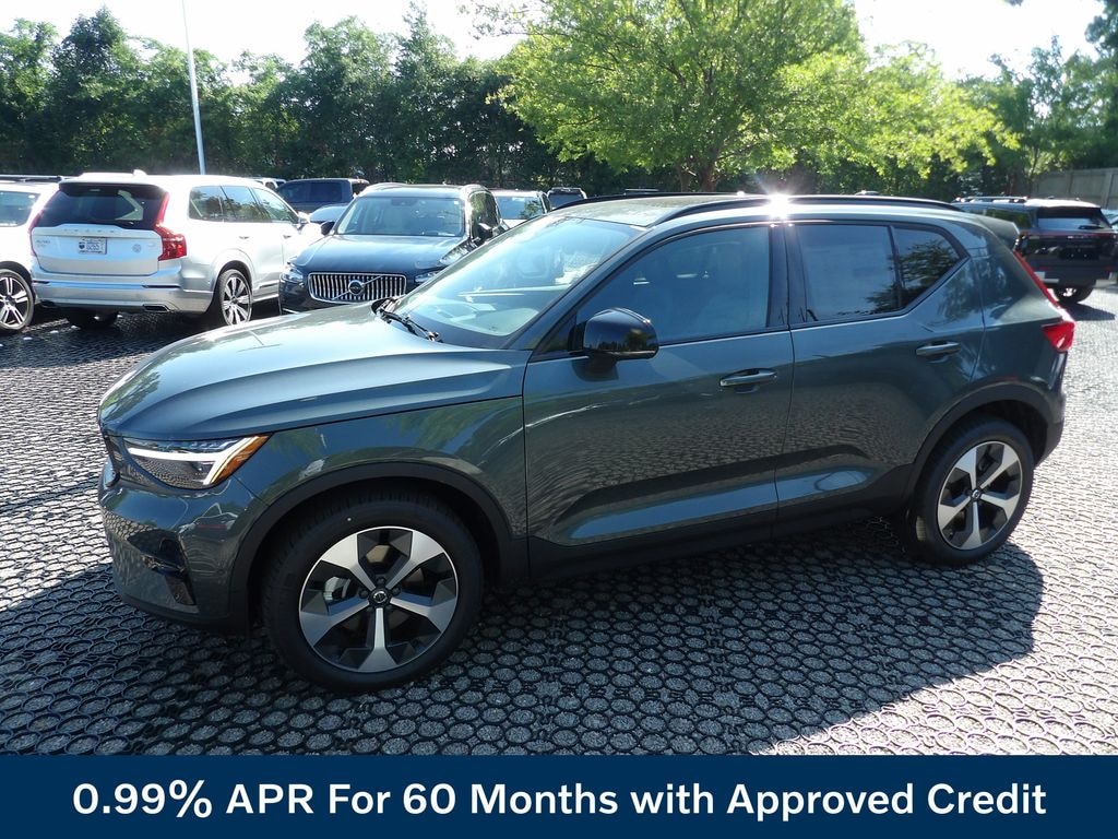 New 2026 Volvo XC40 B5 Plus SUV