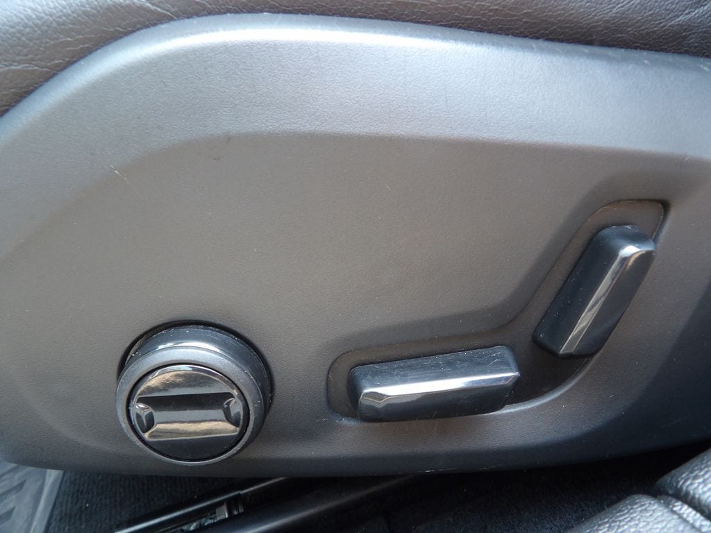 2025 Volvo S60 Core - Photo 16