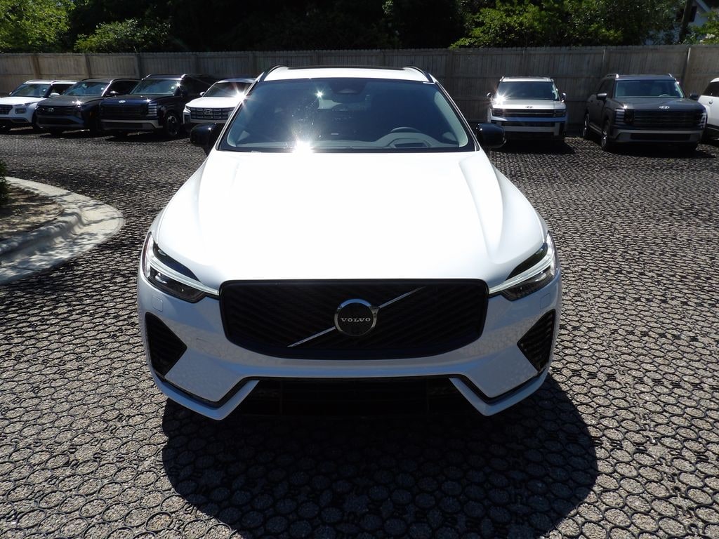 New 2026 Volvo XC60 plug-in hybrid T8 Ultra SUV