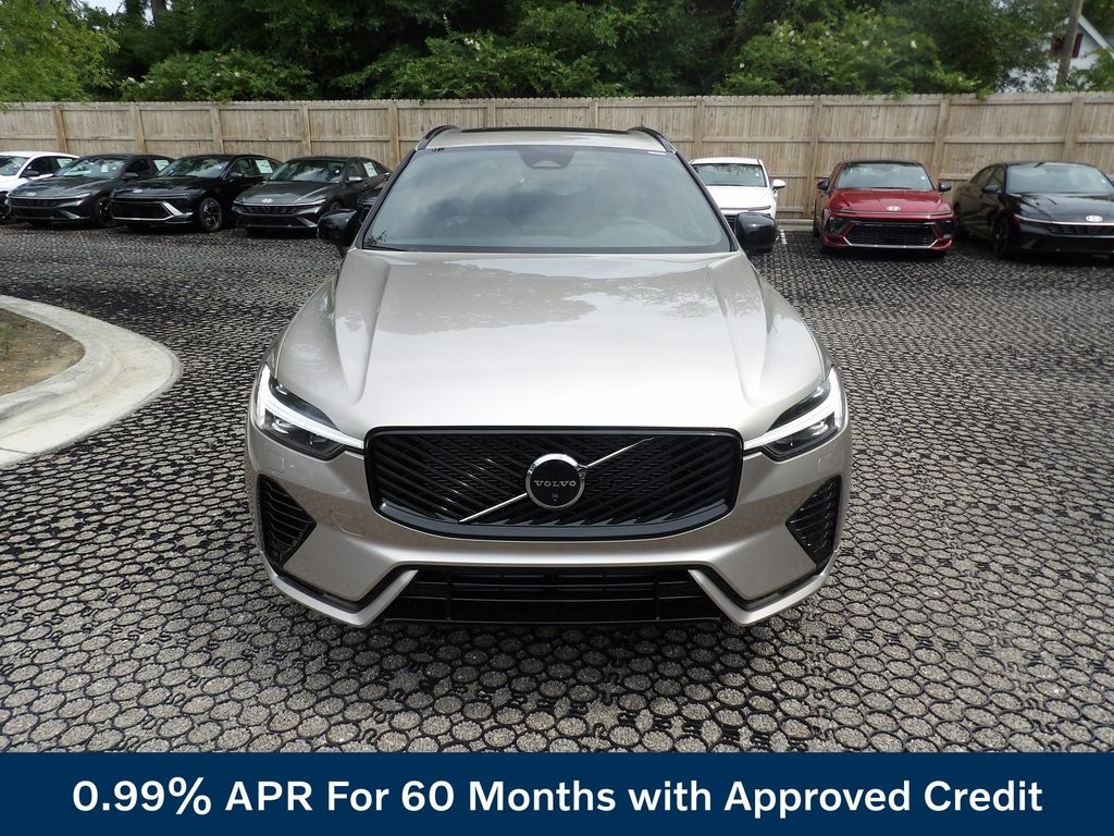 New 2026 Volvo XC60 plug-in hybrid T8 Plus SUV