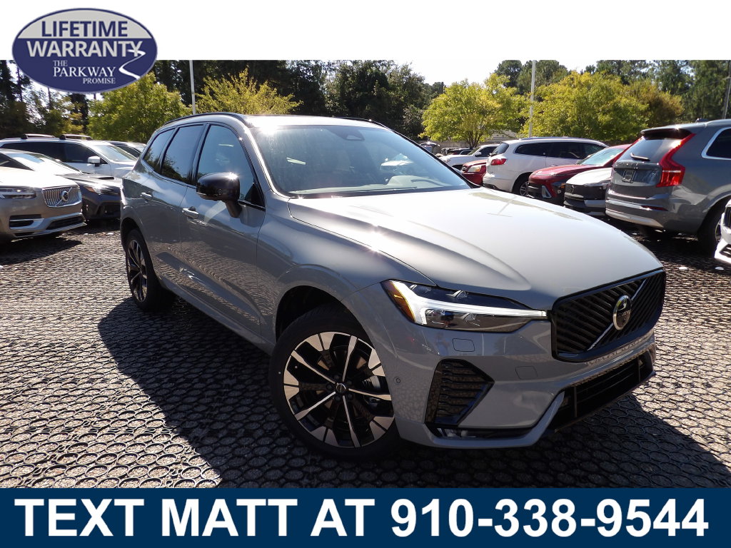 Gray (Vapour Grey) 2027 Volvo XC60 SUV / Crossover All-Wheel Drive Automatic