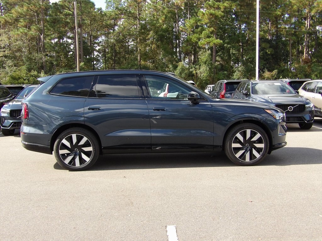 2025 Volvo EX90 Twin Motor Performance Ultra photo 4