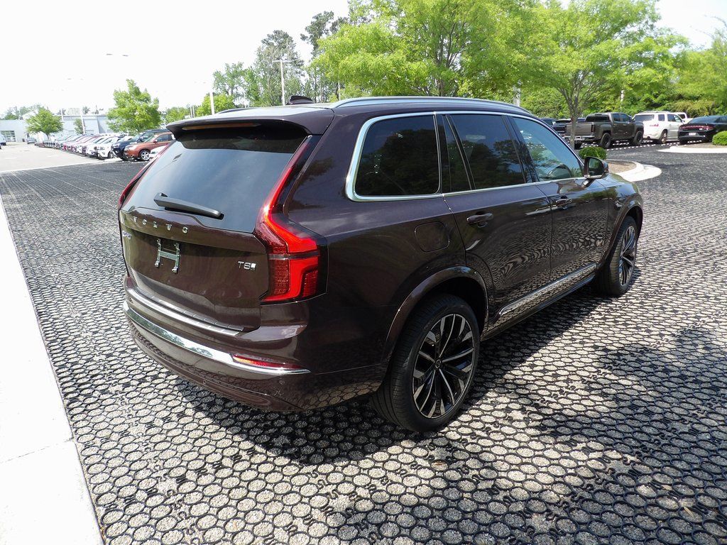 2025 Volvo XC90 Plus - Photo 6