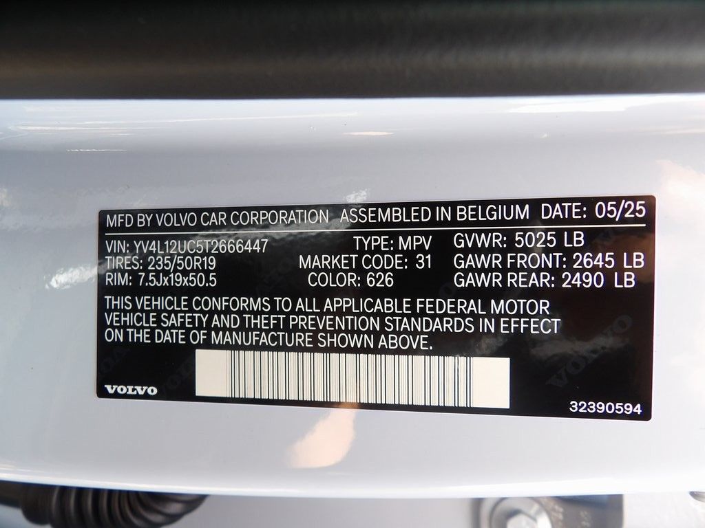 2026 Volvo XC40 Plus - Photo 24