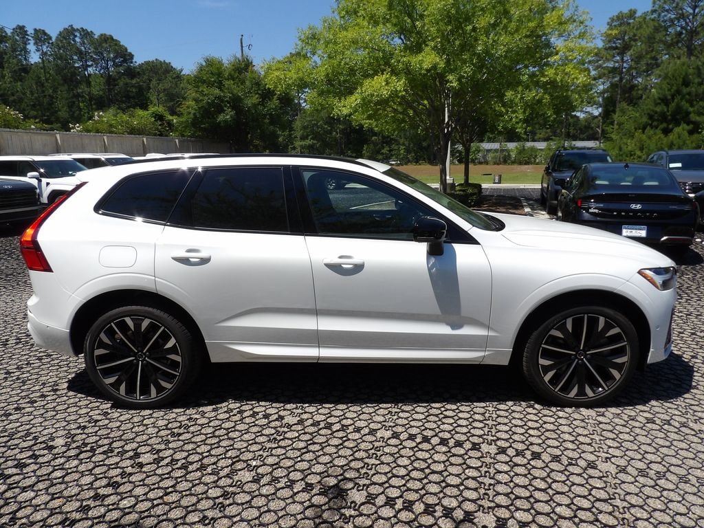 New 2026 Volvo XC60 plug-in hybrid T8 Ultra SUV
