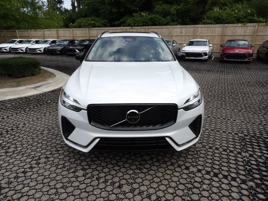 New 2026 Volvo XC60 plug-in hybrid T8 Ultra SUV
