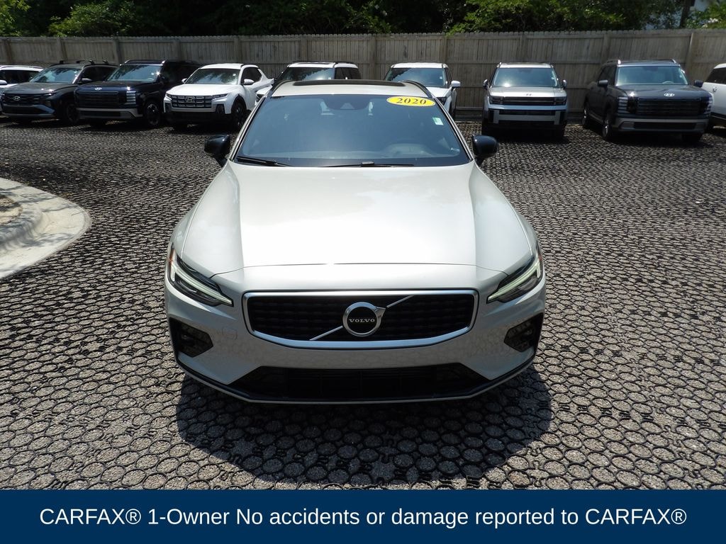 Used 2020 Volvo V60 T5 R-Design Wagon