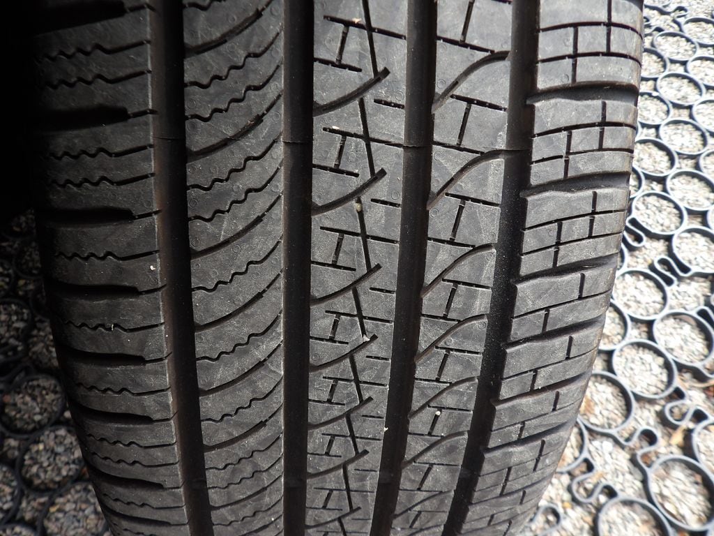 2025 Volvo XC40 Ultra - Photo 31