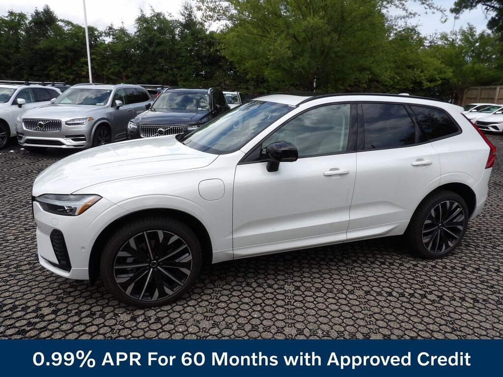 New 2026 Volvo XC60 plug-in hybrid T8 Ultra SUV
