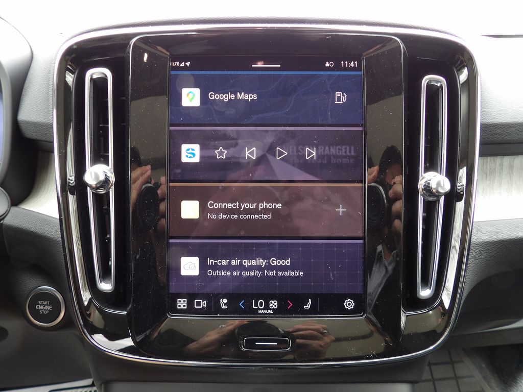 2025 Volvo XC40 Ultra - Photo 21