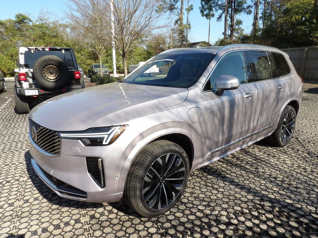 New 2026 Volvo XC90 plug-in hybrid T8 Plus 7-Seater SUV