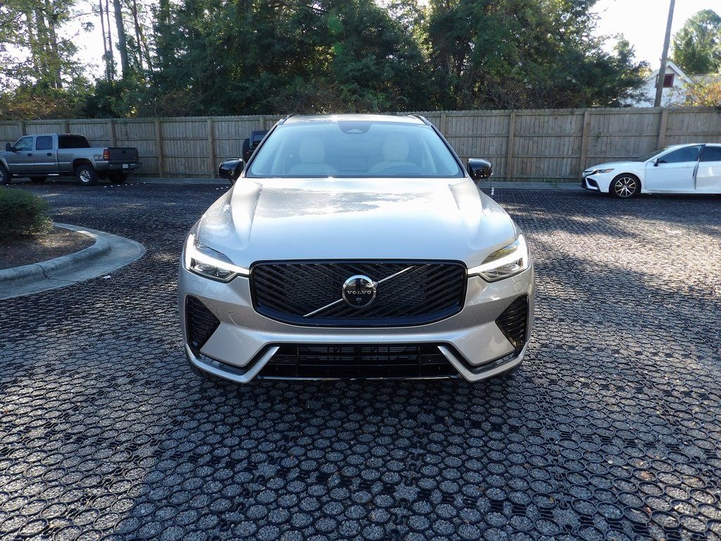 New 2026 Volvo XC60 B5 Ultra SUV