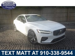 2024 Volvo S60 B5 Plus Dark Theme Sedan