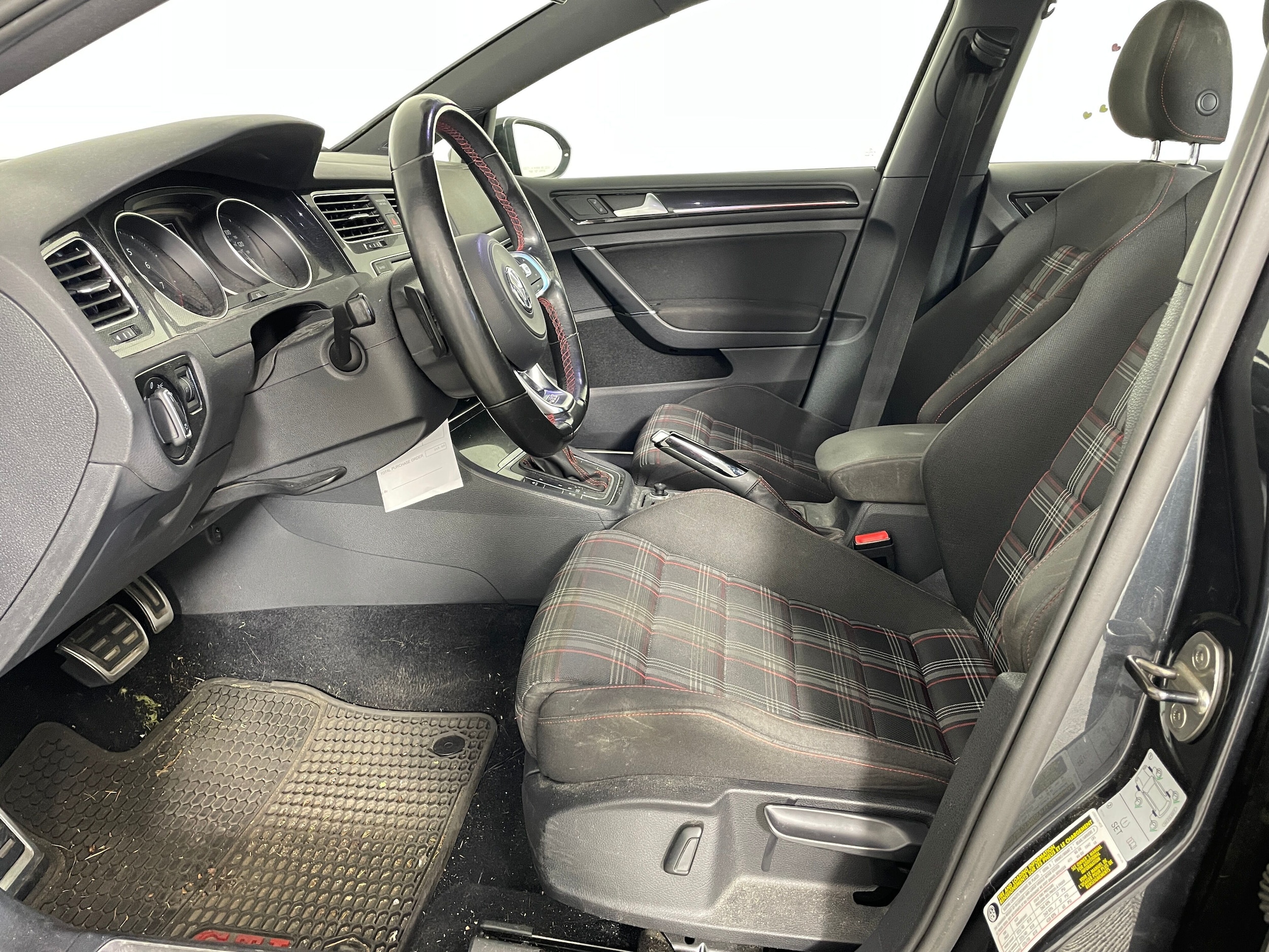 3VW4T7AU7GM034122