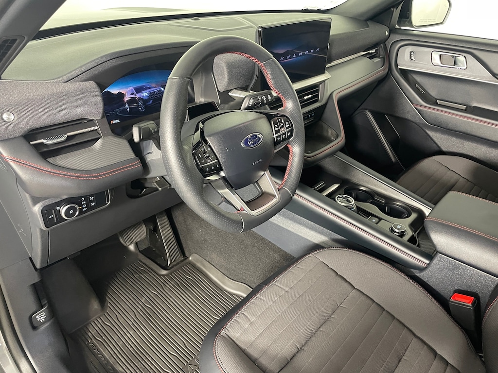 Used 2025 Ford Explorer ST-Line SUV